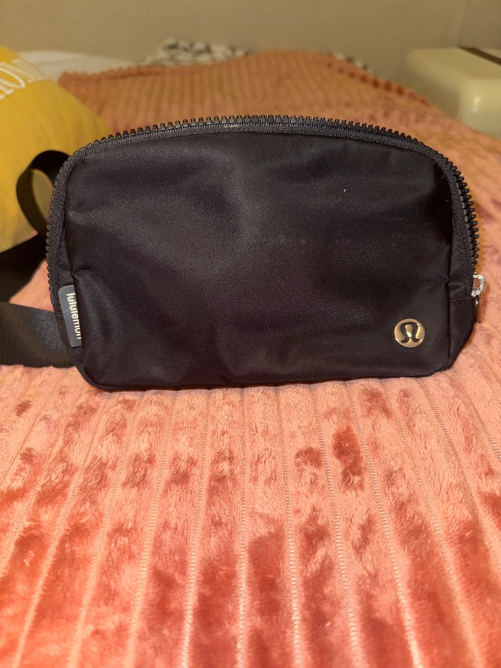 lululemon athletica Black Everyday Belt Bag